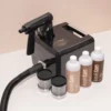 Spray tan aparat sa velikim bocama rastvora, dizajniran za efikasnu upotrebu u salonima. Brend: Kwiktan