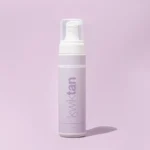 Eksfolijantni Hidratator 200ml u elegantnom pakovanju, dizajniran za piling i hidrataciju kože. Brend: Kwiktan