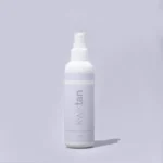 Prajmer pre Samopotamnjivanje 200ml u beloj bočici sa sprej raspršivačem, idealan za pripremu kože pre samopotamnjivanje. Brend: Kwiktan