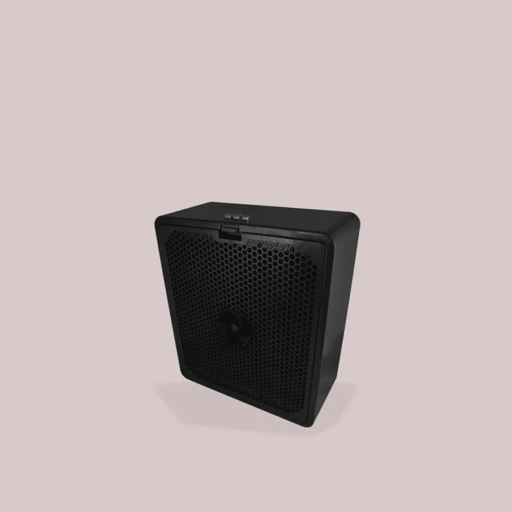 Moćni sprej tan ventilator sa heksagonalnom rešetkom za efikasno uklanjanje raspršivanja i čist vazduh tokom tretmana.